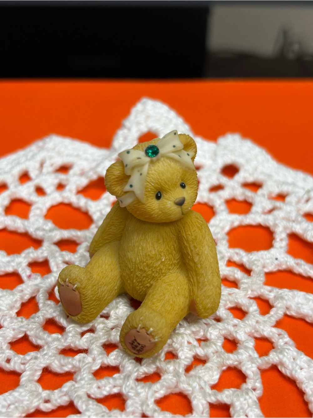 Cherished Teddies May birthstone bear mini 1-1/2” tall